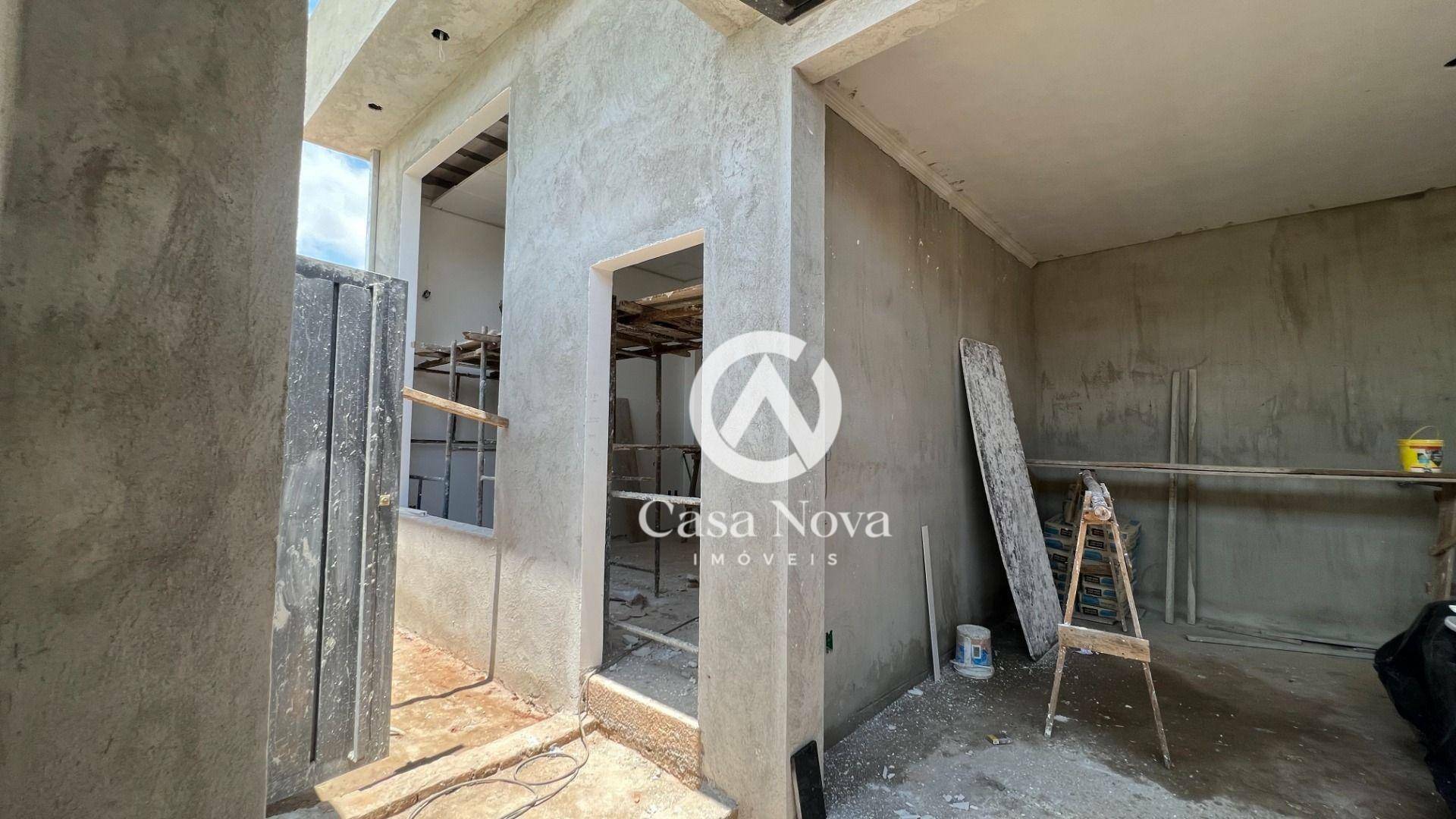 Casa à venda com 3 quartos, 140m² - Foto 2