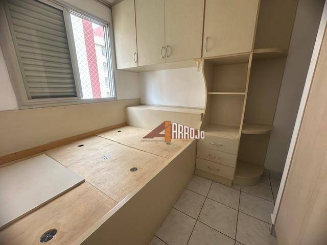 Apartamento à venda com 3 quartos, 62m² - Foto 3