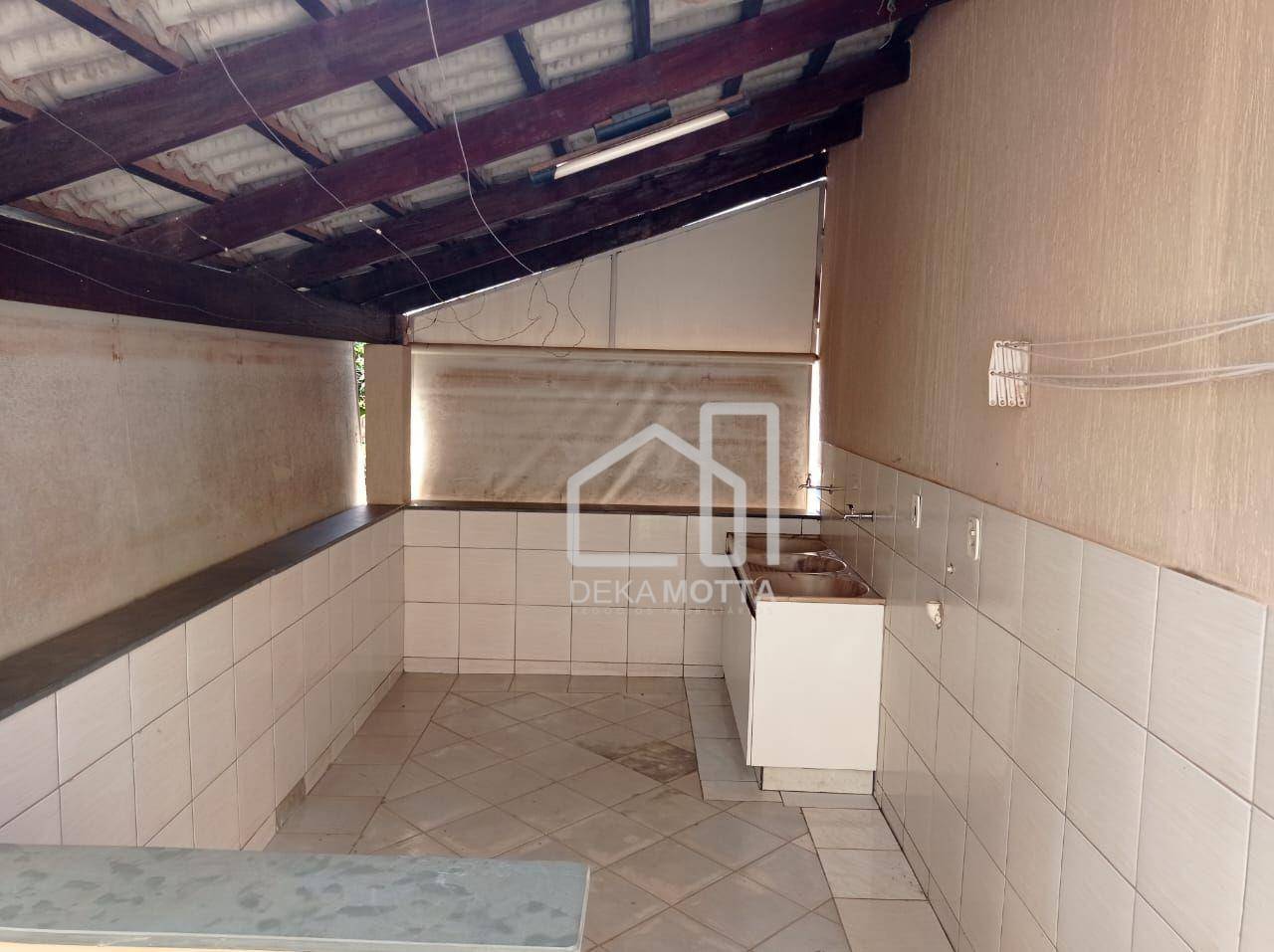 Casa à venda com 4 quartos, 600m² - Foto 37