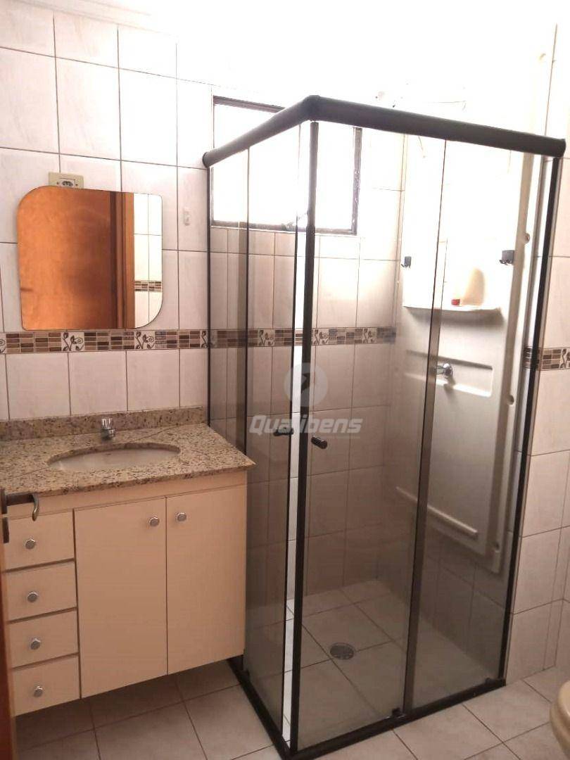 Apartamento para alugar com 3 quartos, 95m² - Foto 11