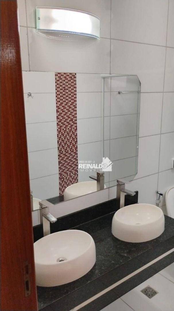 Casa de Condomínio à venda e aluguel com 3 quartos, 180m² - Foto 9