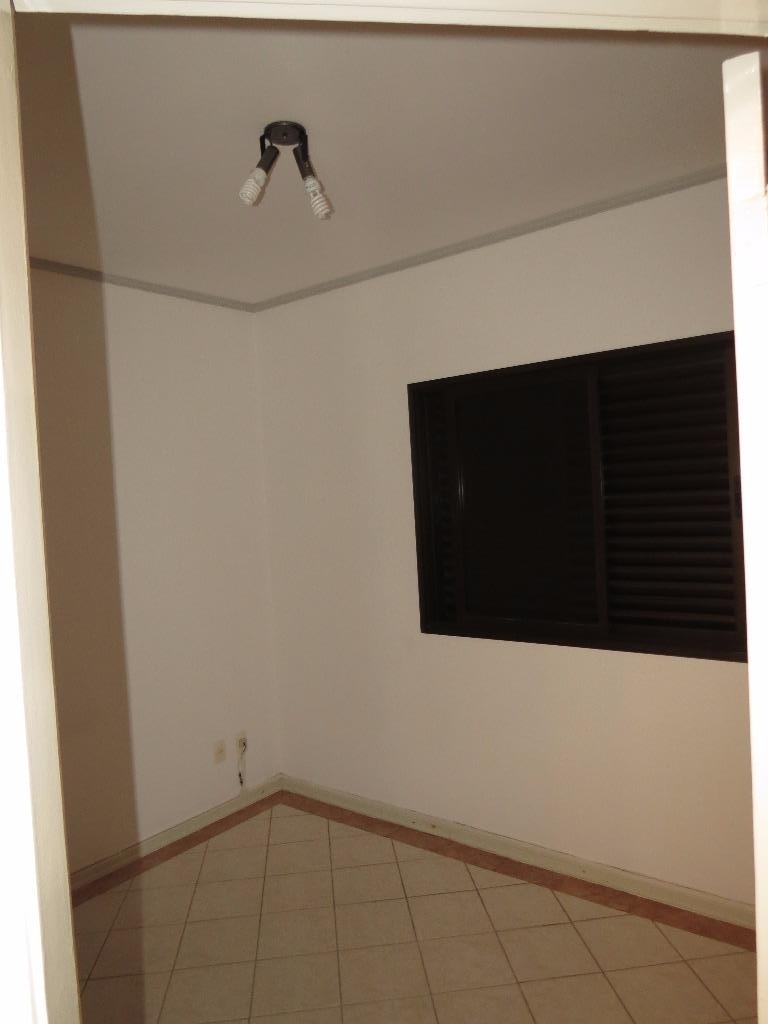 Apartamento à venda com 3 quartos, 72m² - Foto 27