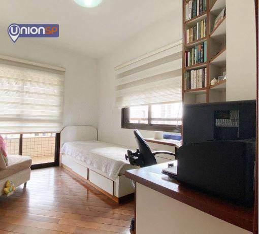 Apartamento à venda com 4 quartos, 177m² - Foto 9