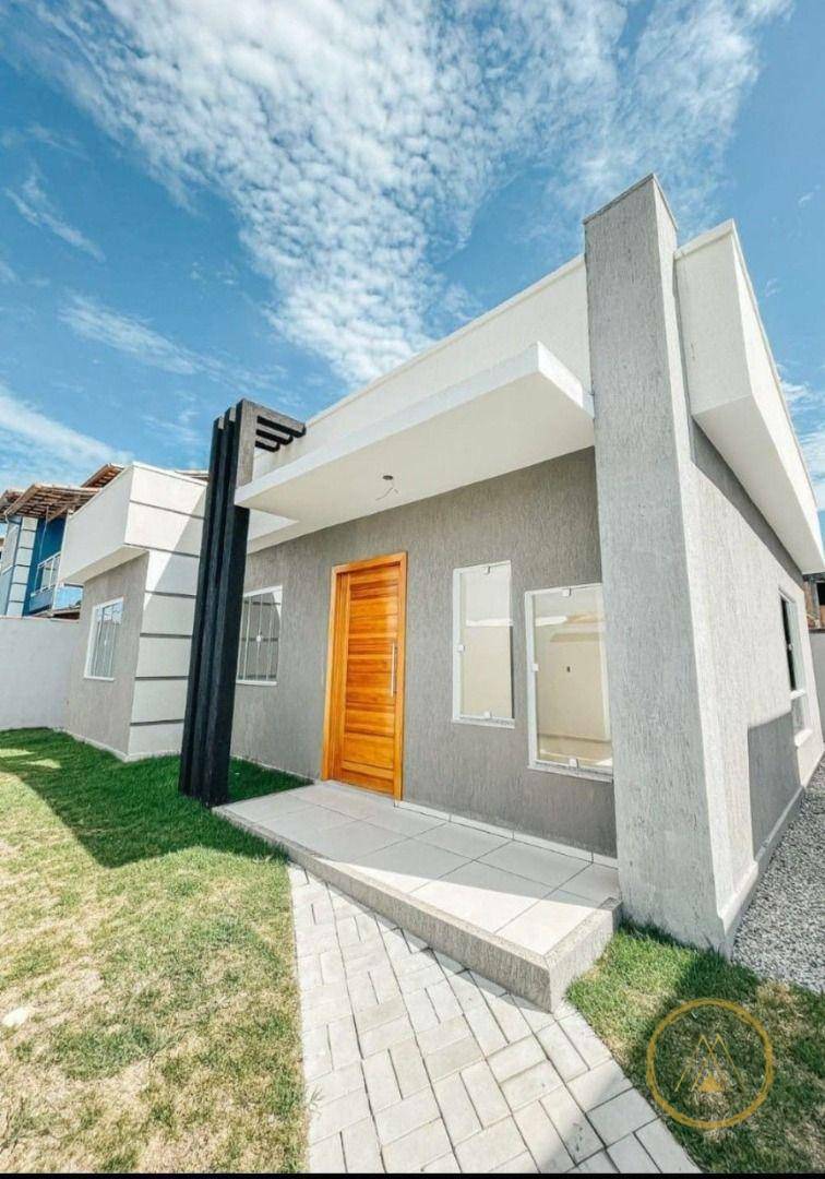 Casa à venda com 3 quartos, 77m² - Foto 2