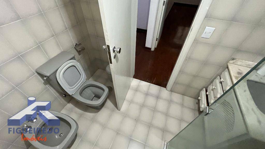 Apartamento à venda com 4 quartos, 197m² - Foto 26