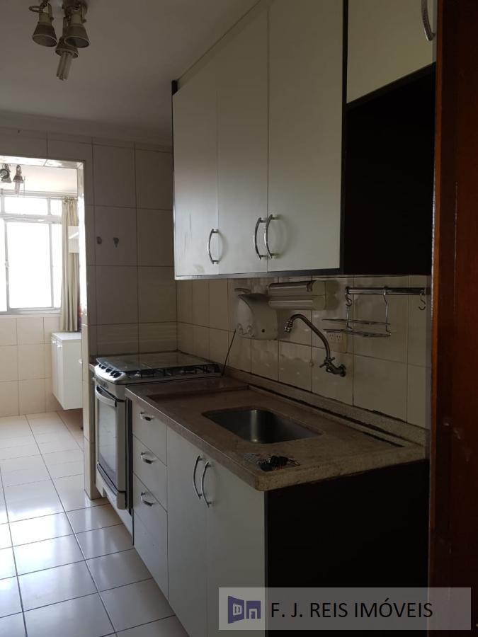 Apartamento à venda com 3 quartos, 90m² - Foto 10