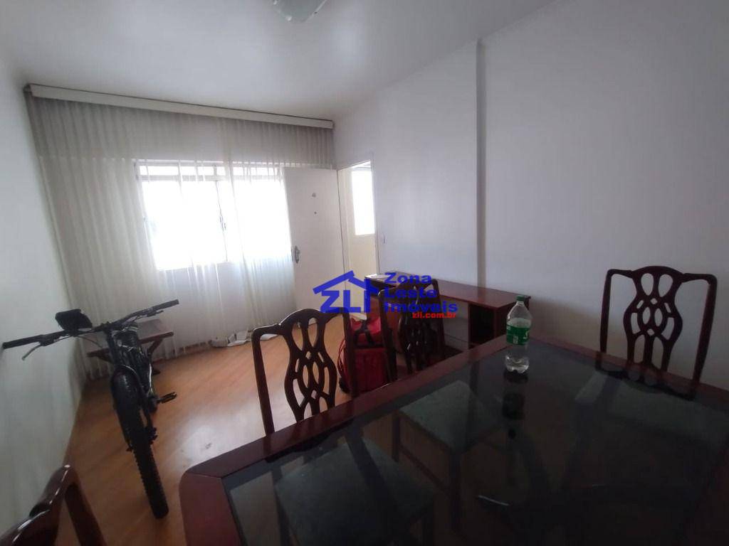 Apartamento para alugar com 2 quartos, 60m² - Foto 13