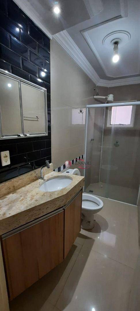 Apartamento para alugar com 3 quartos, 90m² - Foto 5