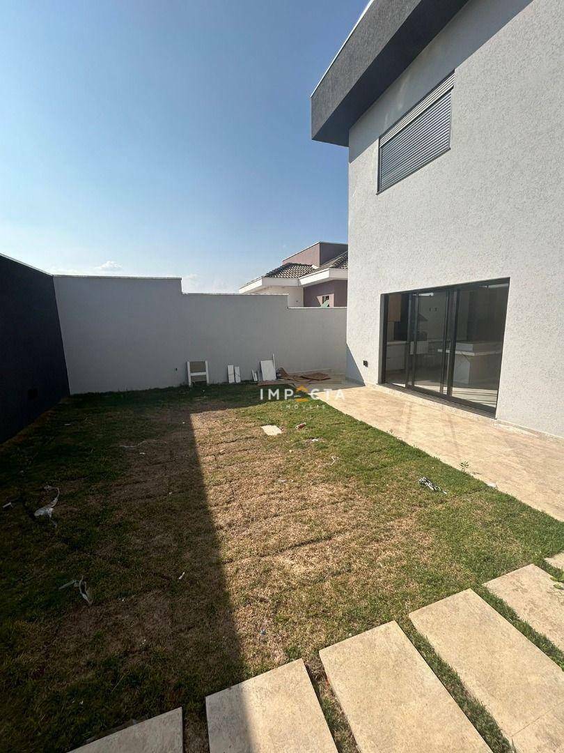 Casa à venda com 4 quartos, 256m² - Foto 27