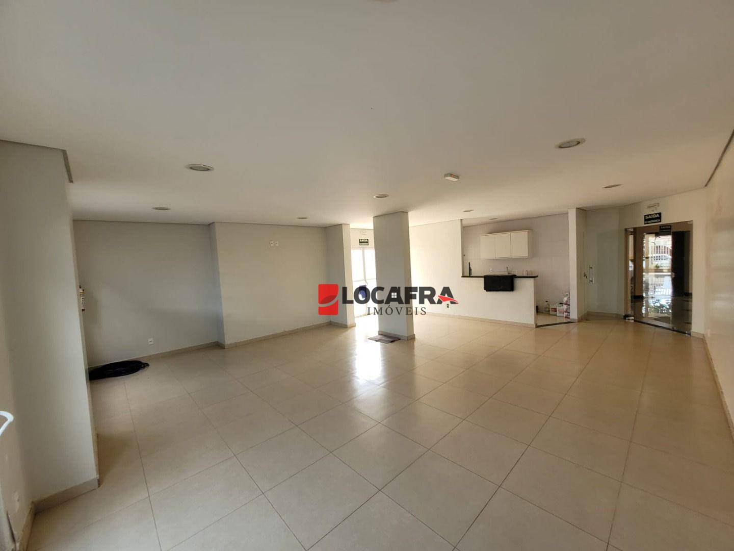 Apartamento para alugar com 2 quartos, 63m² - Foto 8