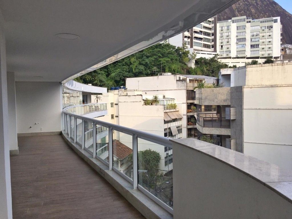 Apartamento à venda com 3 quartos, 179m² - Foto 11