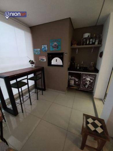 Apartamento à venda com 3 quartos, 141m² - Foto 3