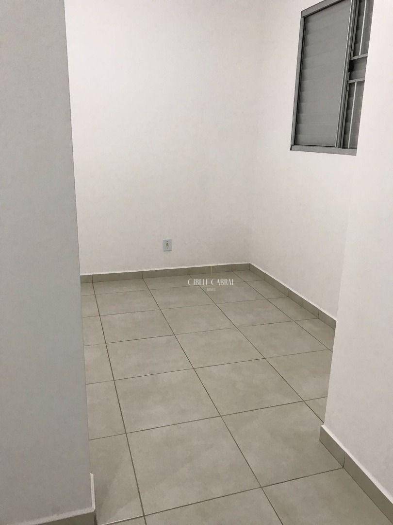 Apartamento à venda com 3 quartos, 55m² - Foto 11