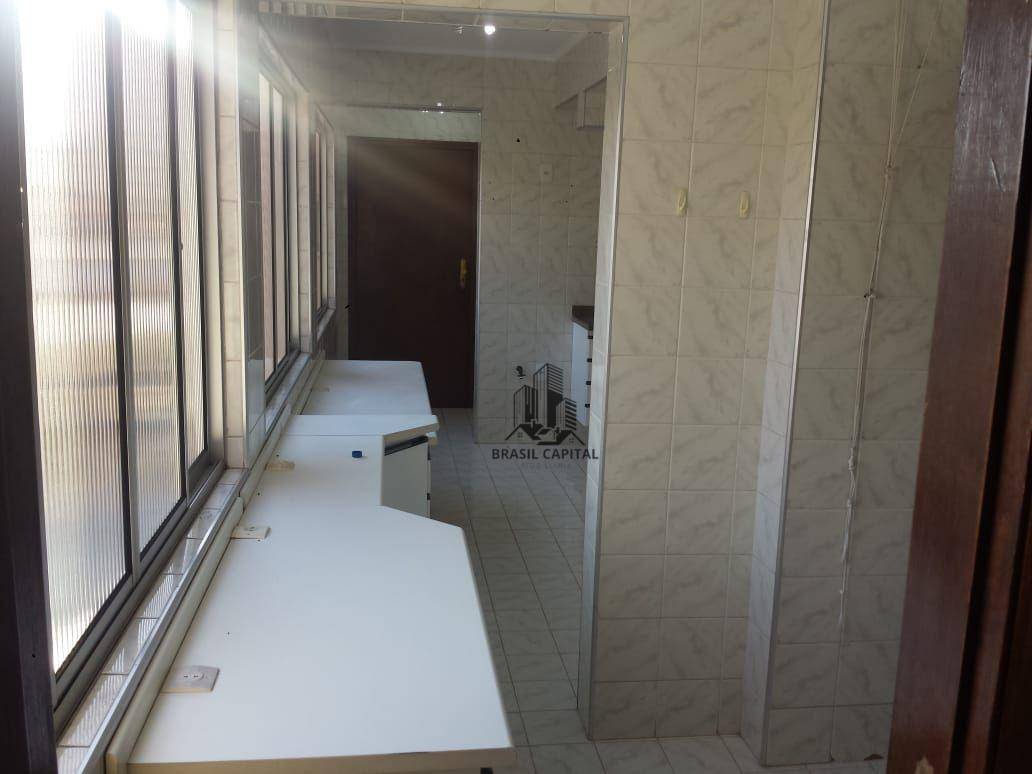 Apartamento à venda com 3 quartos, 147m² - Foto 24