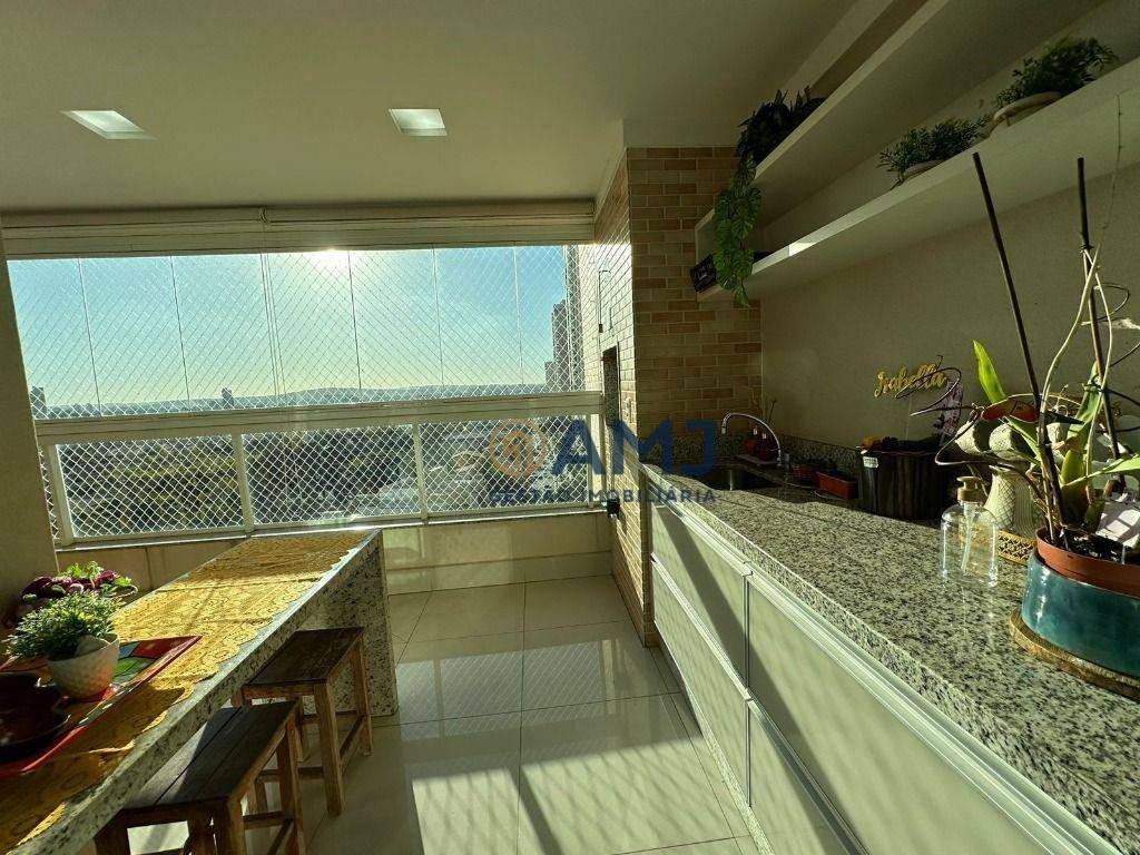 Apartamento à venda com 4 quartos, 144m² - Foto 7