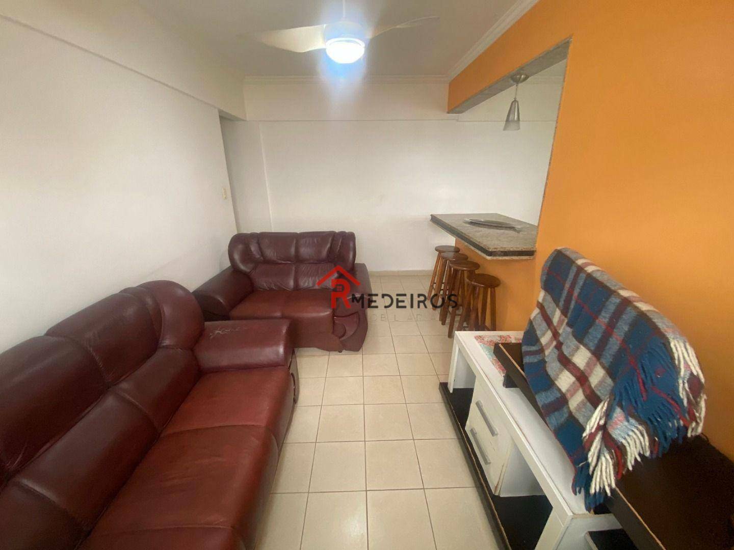 Apartamento à venda com 1 quarto, 50m² - Foto 2