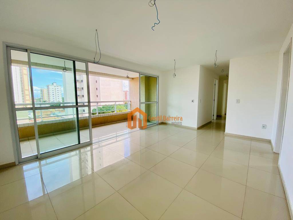 Apartamento à venda com 3 quartos, 117m² - Foto 2