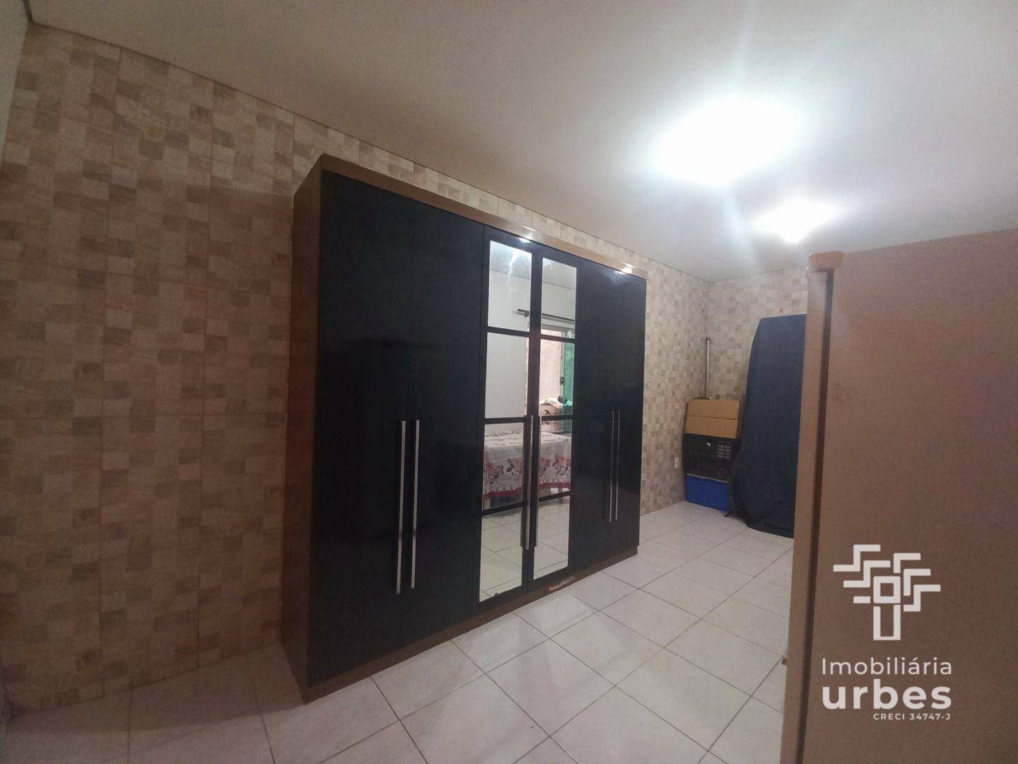 Casa à venda com 4 quartos, 215m² - Foto 21