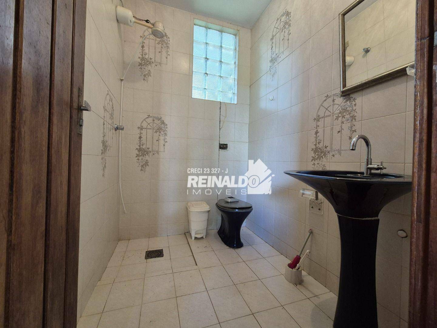 Casa de Condomínio à venda com 3 quartos, 229m² - Foto 35