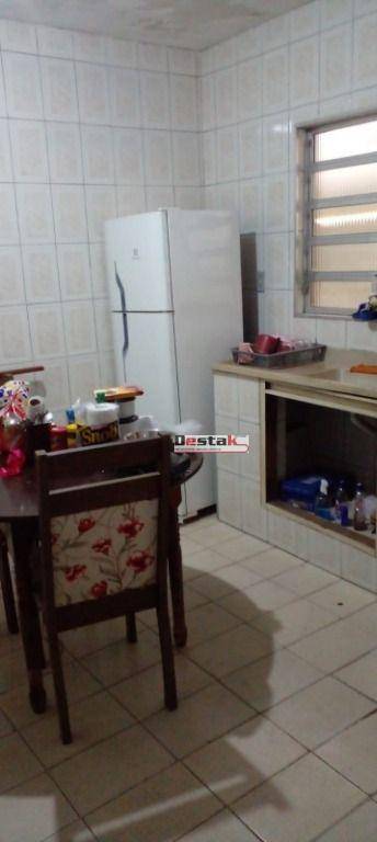 Sobrado à venda com 3 quartos, 111m² - Foto 17