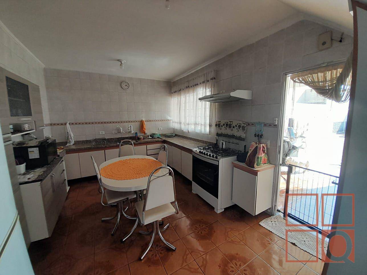 Casa de Condomínio à venda com 4 quartos, 250m² - Foto 35