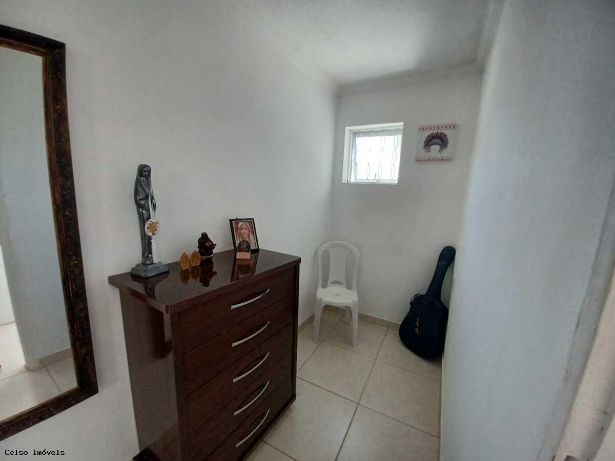 Casa à venda com 2 quartos, 120m² - Foto 11