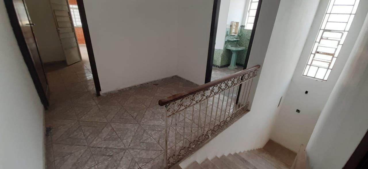 Casa para alugar com 3 quartos, 168m² - Foto 13