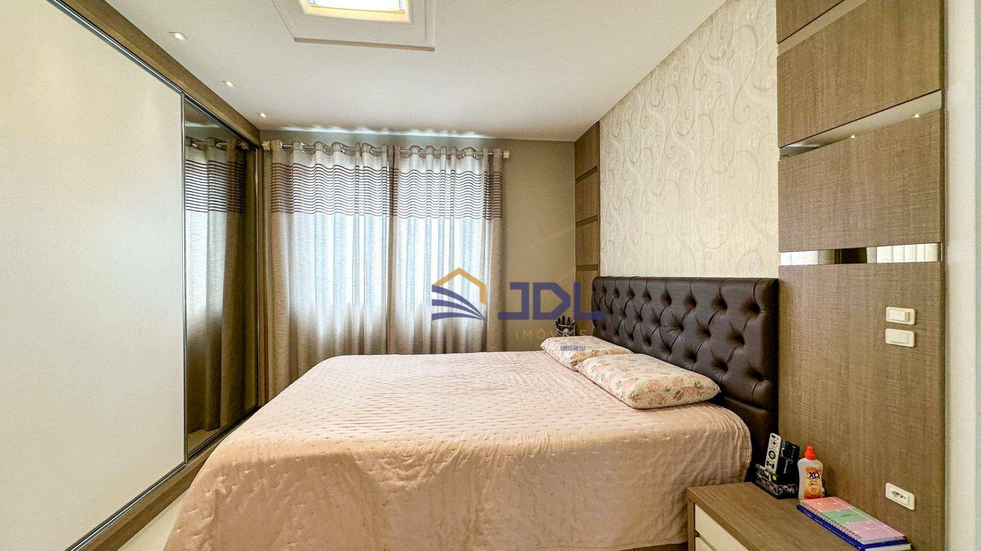 Apartamento à venda com 2 quartos, 70m² - Foto 18