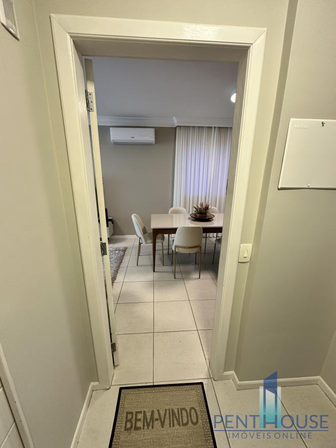 Apartamento à venda com 2 quartos, 100m² - Foto 12