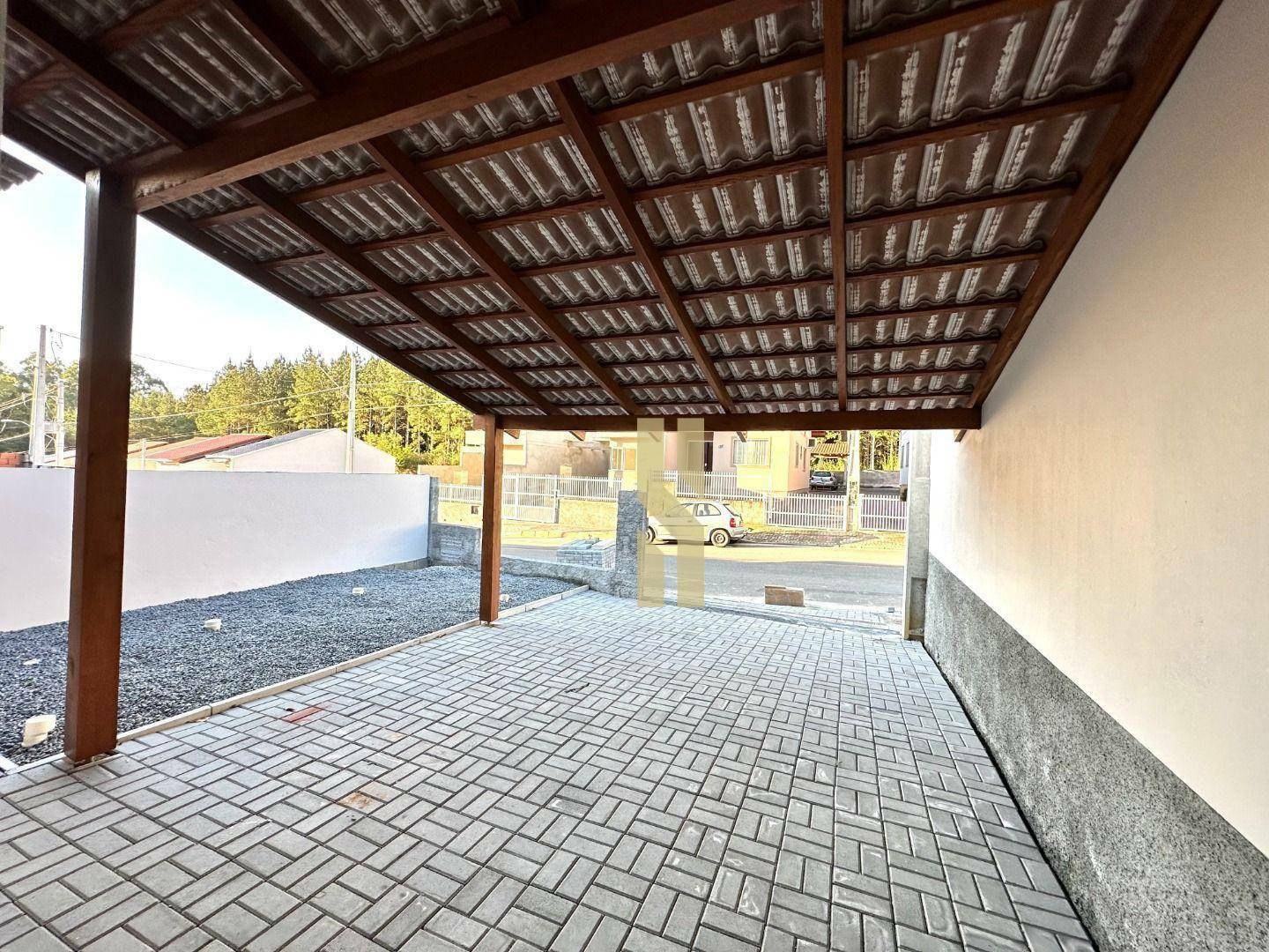 Casa à venda com 2 quartos, 77m² - Foto 4