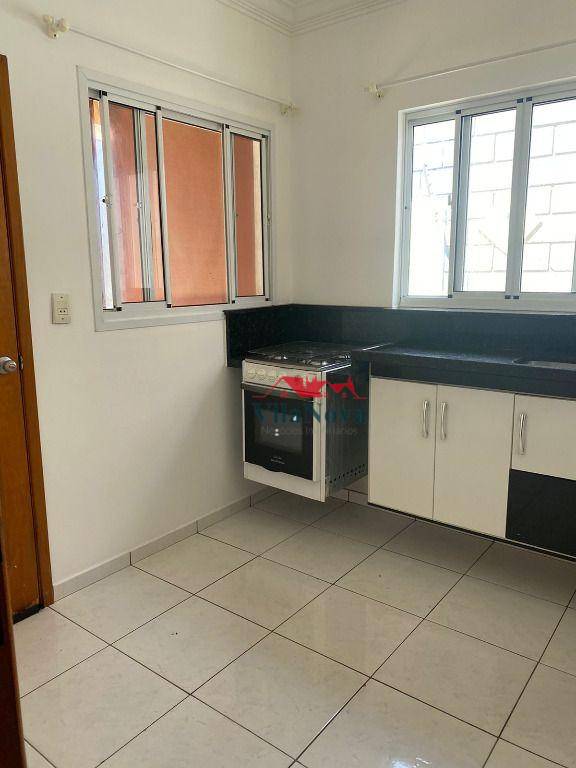 Casa de Condomínio à venda com 2 quartos, 100m² - Foto 2