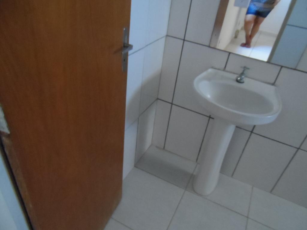 Apartamento para alugar com 3 quartos, 82m² - Foto 12