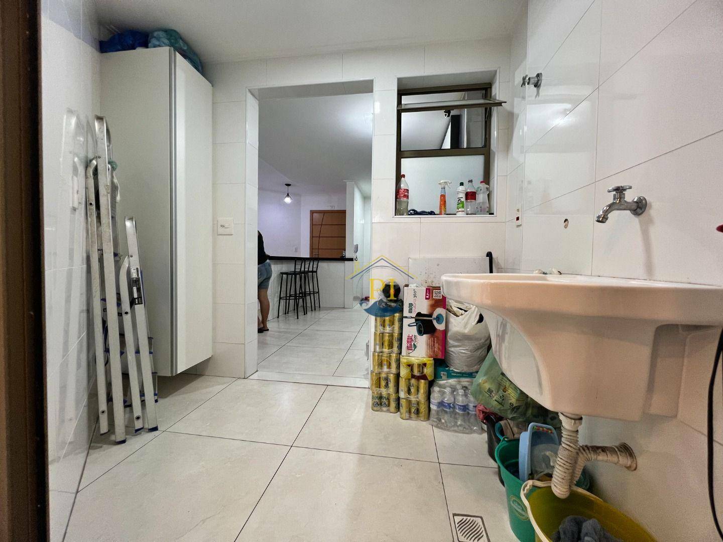 Apartamento à venda com 2 quartos, 92m² - Foto 8