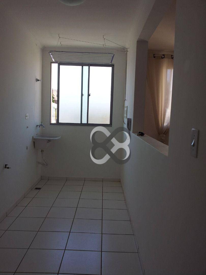 Apartamento à venda com 2 quartos, 48m² - Foto 2