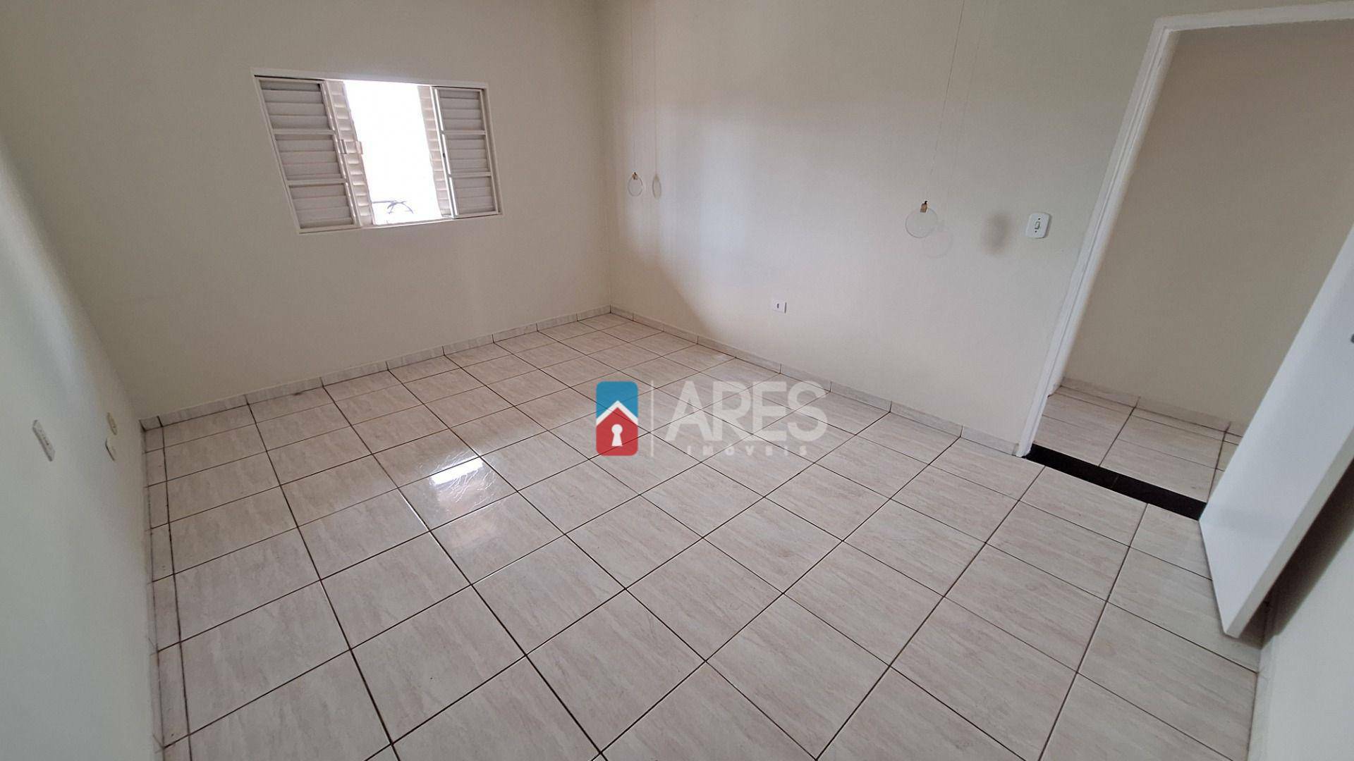 Casa para alugar com 2 quartos, 122m² - Foto 9