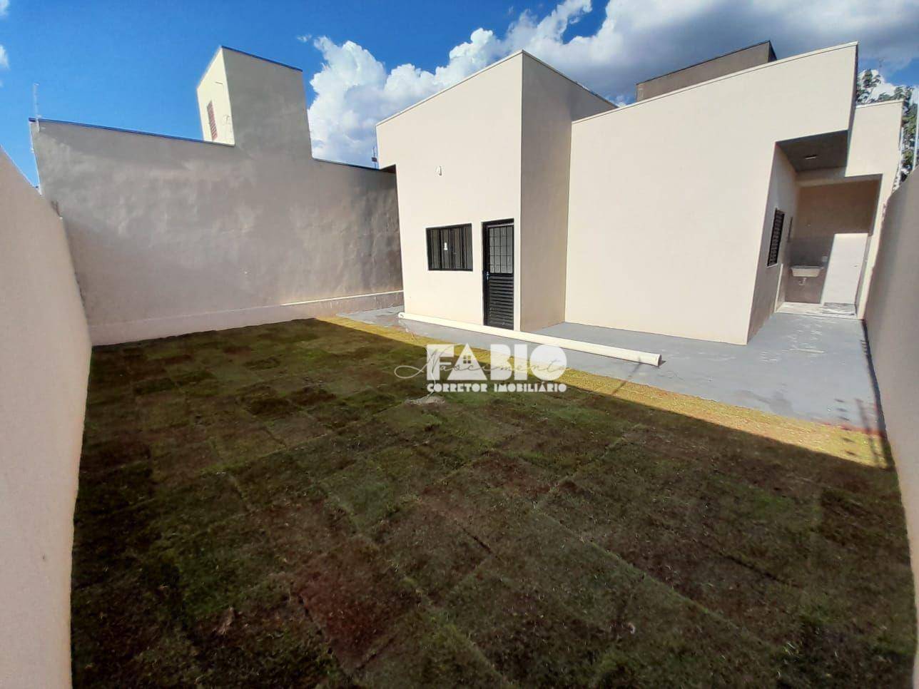 Casa à venda com 2 quartos, 89m² - Foto 5