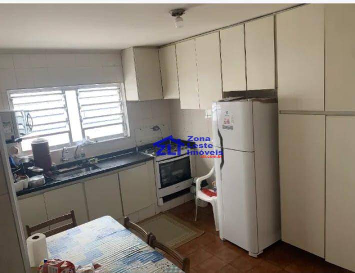 Sobrado à venda com 3 quartos, 195m² - Foto 4