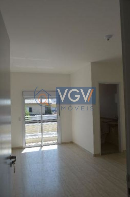 Casa à venda com 3 quartos, 120m² - Foto 9