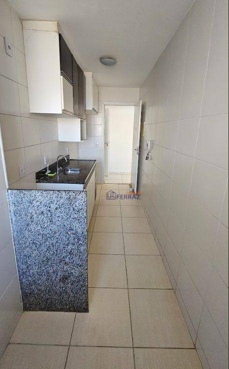 Apartamento à venda com 2 quartos, 70m² - Foto 10