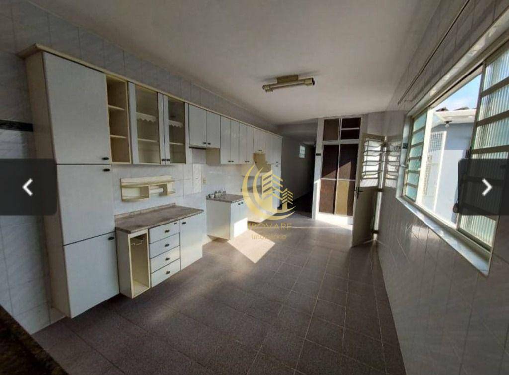 Casa à venda com 4 quartos, 186m² - Foto 11