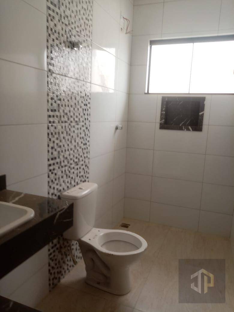 Casa à venda com 2 quartos, 110m² - Foto 11