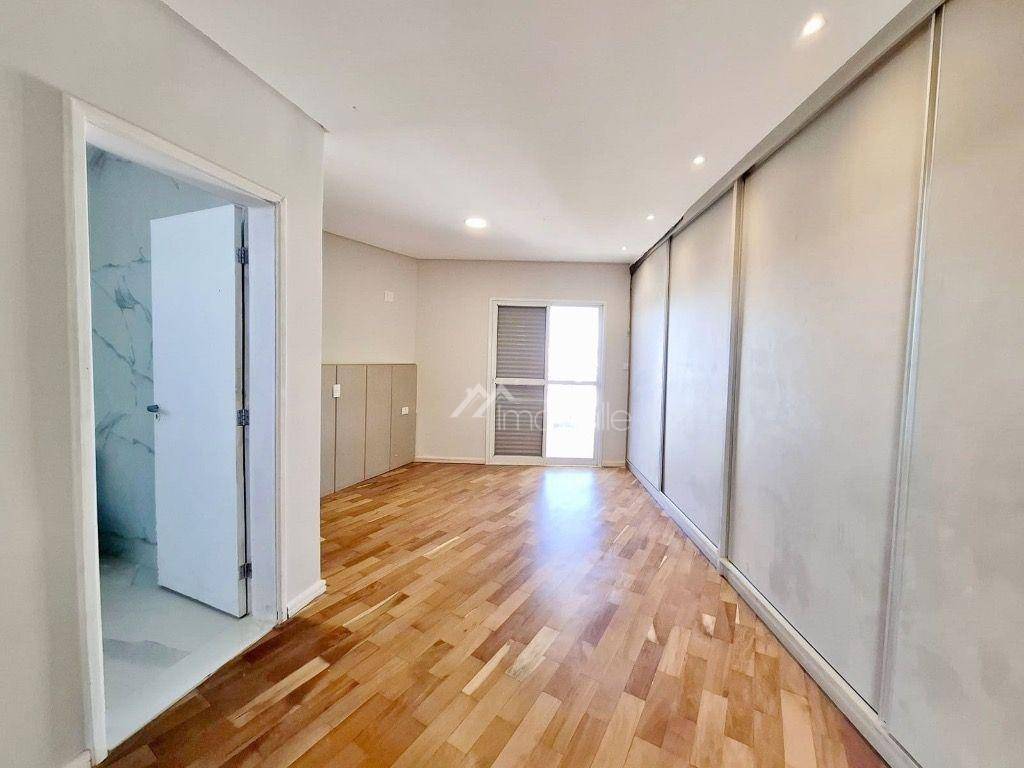 Casa de Condomínio à venda com 4 quartos, 379m² - Foto 12