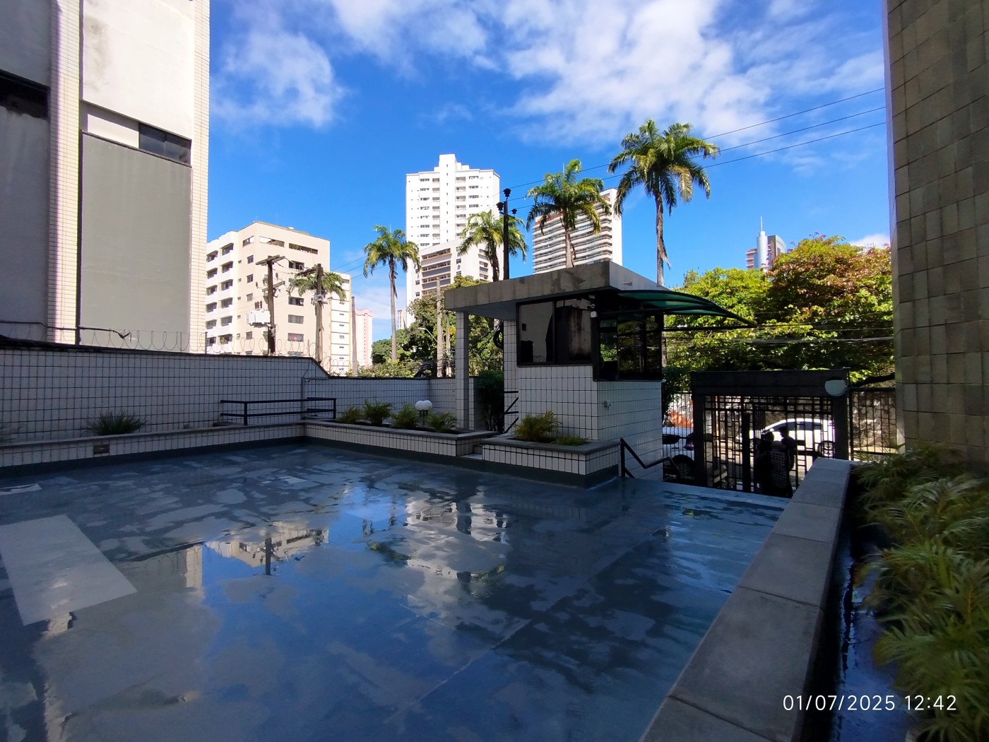 Apartamento para alugar com 3 quartos, 197m² - Foto 7
