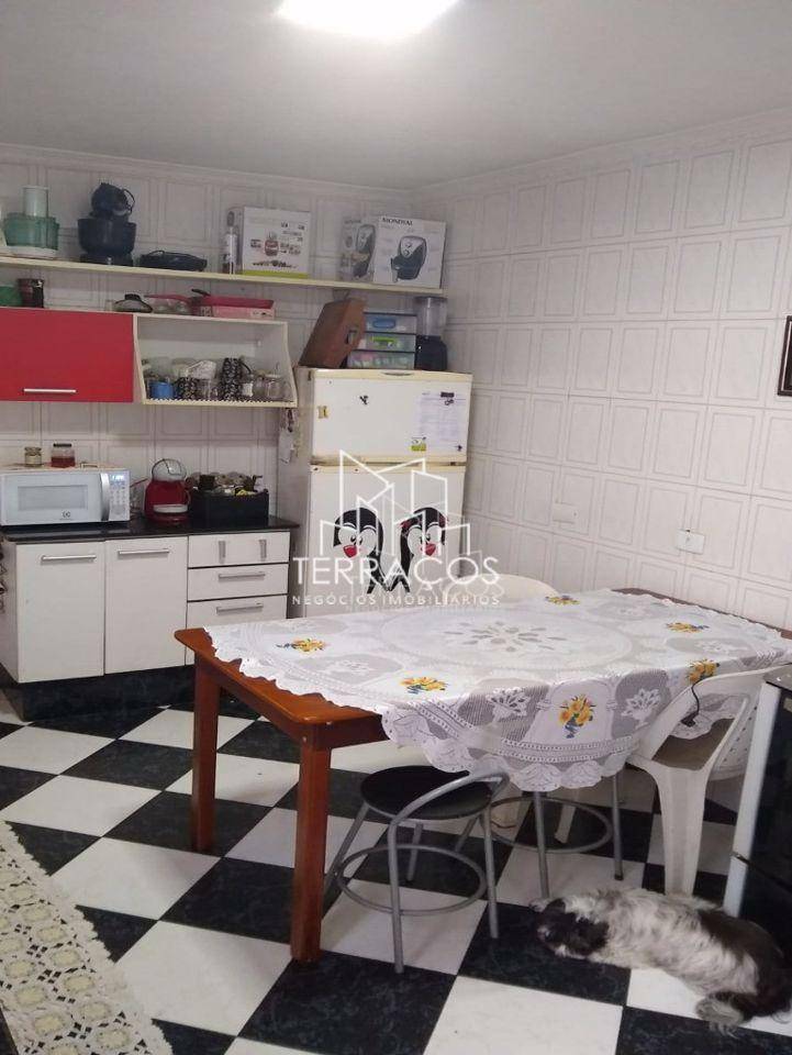 Casa à venda com 3 quartos, 167m² - Foto 4