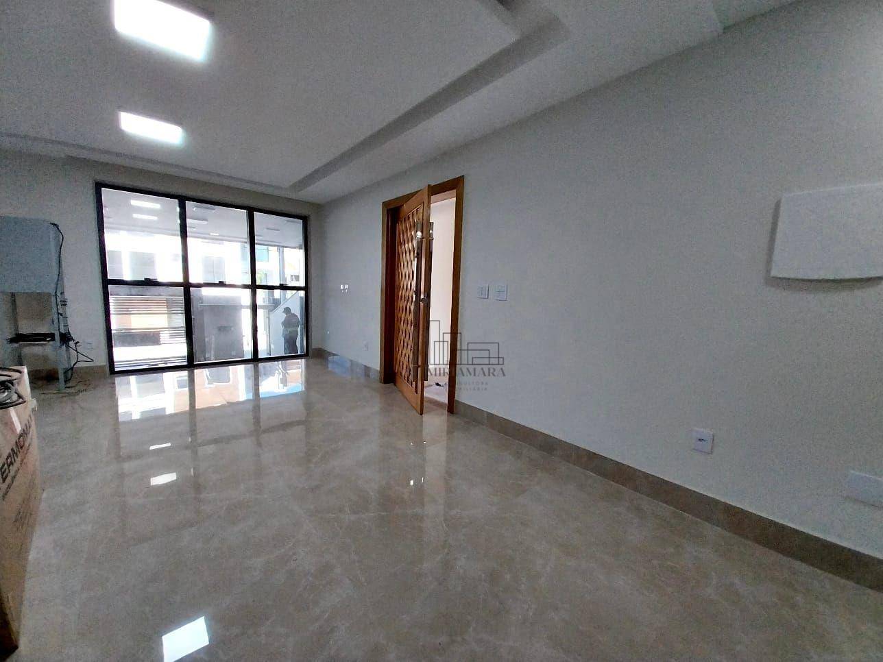 Casa à venda com 3 quartos, 307m² - Foto 5