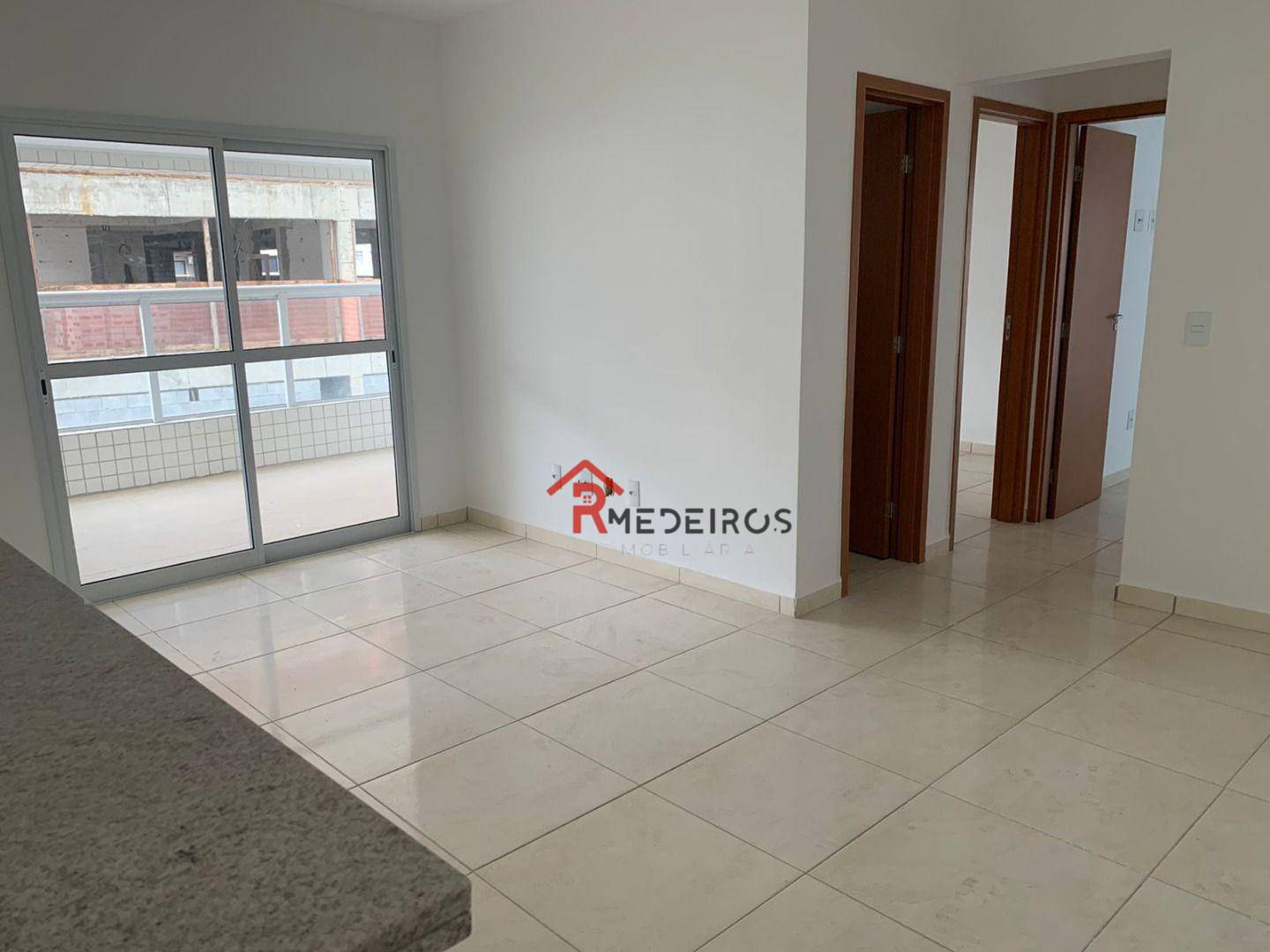 Apartamento à venda com 2 quartos, 87m² - Foto 3