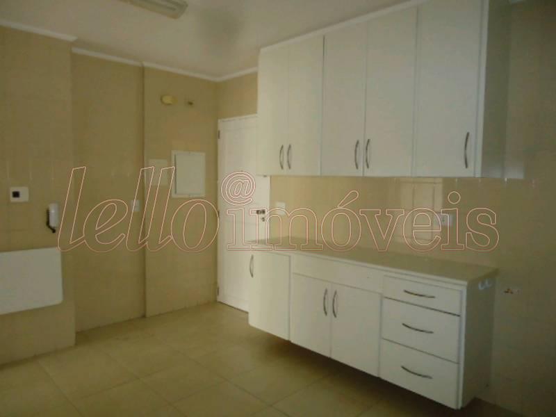 Apartamento para alugar com 3 quartos, 102m² - Foto 18