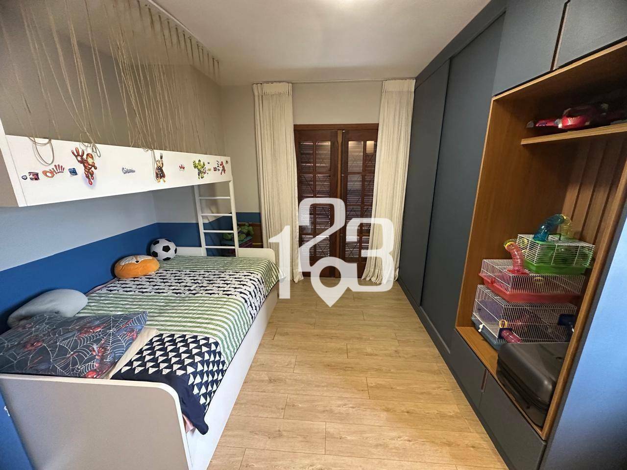 Casa à venda com 3 quartos, 210m² - Foto 23