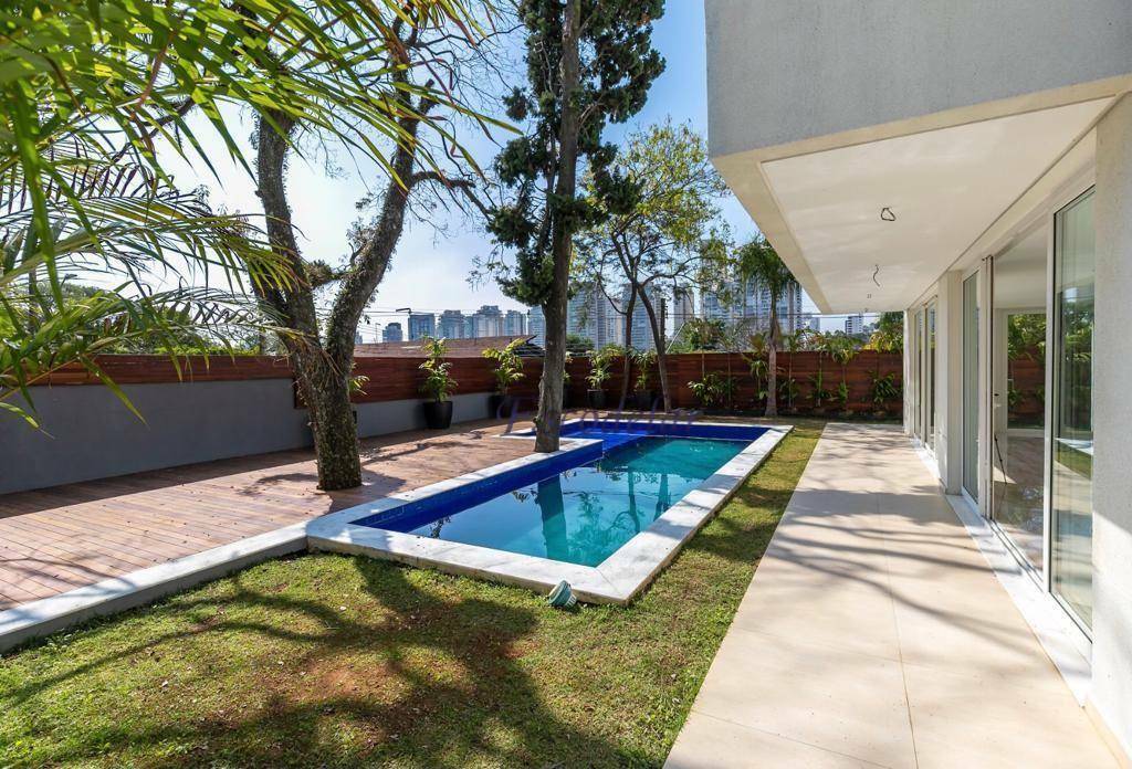 Casa de Condomínio à venda com 4 quartos, 565m² - Foto 4