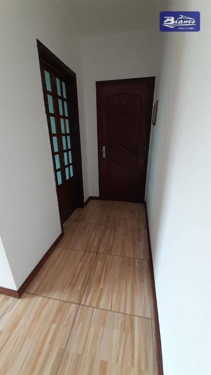 Apartamento à venda com 2 quartos, 60m² - Foto 5